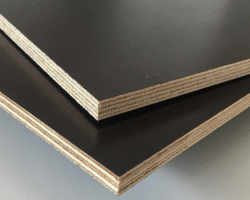 CP FILME TOUT BOULEAU 21MM 150 X 300 FILM MARRON 120G